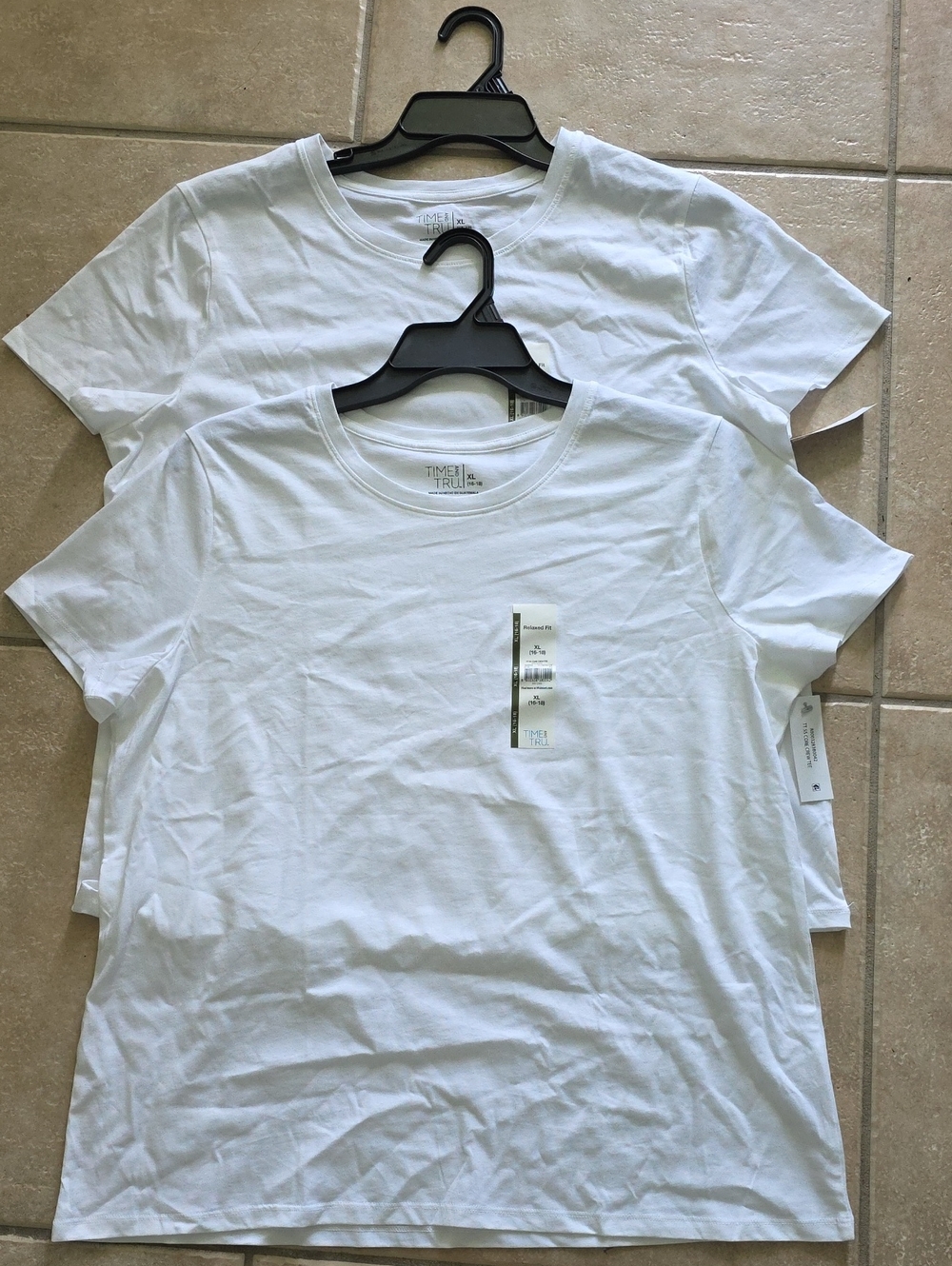 Lot Of 2 - Time and Tru White Short Sleeve Crewneck Tee Size XL